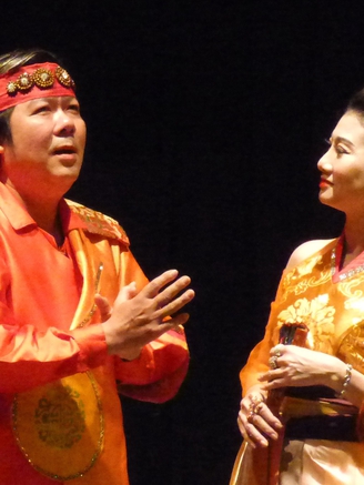Khi sân khấu đối thoại cùng đời sống