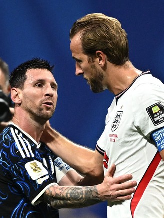 Harry Kane bất lực: 'Messi quá giỏi, đội tuyển Anh cố ngăn cản nhưng không thể'