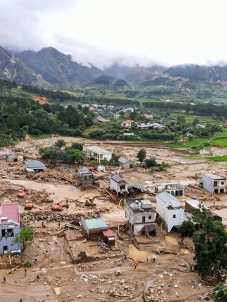 Mường Than tan hoang sau lũ quét