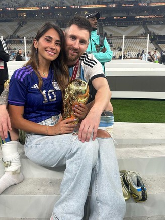 Vợ Messi viết những lời nồng nàn ngay sau World Cup 2026: 'Anh mãi là người giỏi nhất'