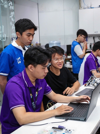 Hơn 50% thí sinh đăng ký ngành STEM: Nhu cầu nhân lực 3-5 năm tới ra sao?