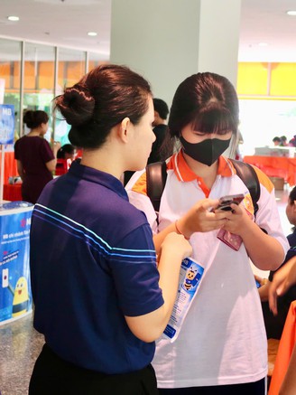 Việc làm không yêu cầu kinh nghiệm, có nơi thu nhập từ 7 - 15 triệu đồng/tháng