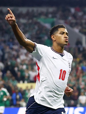 Bellingham tái lập thành tích của Maradona, vượt mặt Owen: Cứu Anh trong 'đường tơ kẽ tóc'
