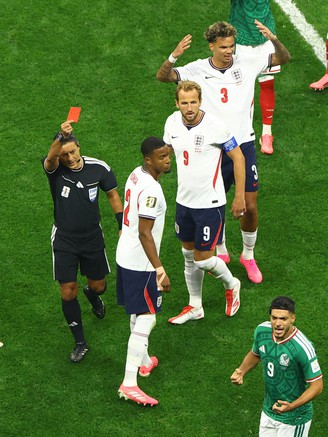 Hạ viện Anh muốn FIFA 'tha' Quansah như Balogun, FA cân nhắc kháng cáo: Có biến lớn?