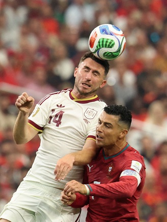 ‘Tiễn’ Bồ Đào Nha và Ronaldo về nước, Tây Ban Nha lập kỷ lục ở World Cup