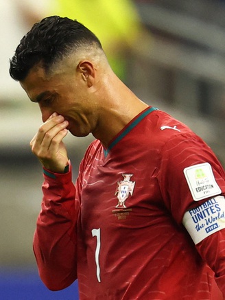 Ronaldo là huyền thoại vĩ đại, nhưng World Cup không dành cho anh