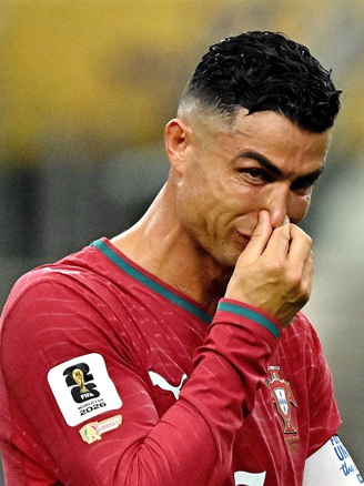 Chấm điểm Bồ Đào Nha - Tây Ban Nha: Ronaldo thấp nhất hàng công, Yamal thì sao?