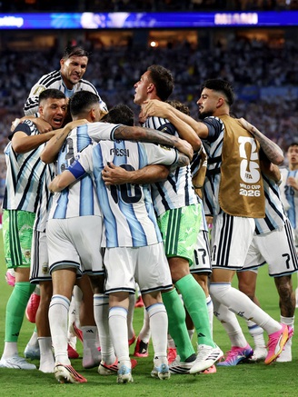 Argentina 3-2 Ai Cập: Messi vẫn ở lại World Cup 2026, Tango lội ngược dòng nghẹt thở