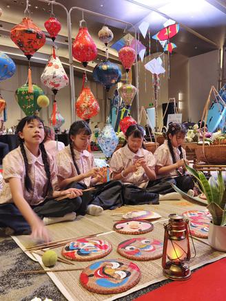 Kể câu chuyện văn hóa xứ Quảng bằng lễ hội mùa hè