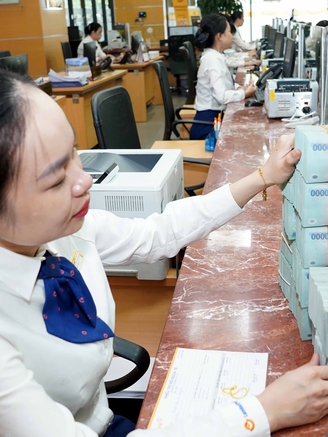 Gửi tiền ngân hàng hưởng lãi cao