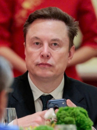 Lý do Hollywood tránh né các bộ phim về tỉ phú công nghệ Elon Musk, Mark Zuckerberg