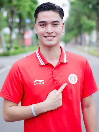 Thủ môn Việt kiều Úc 22 tuổi gia nhập Thể Công Viettel: Cao 1,84 m, chơi chân cực hay