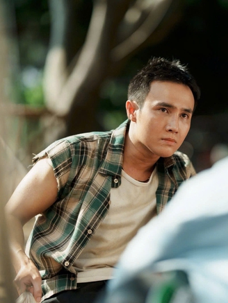 Huỳnh Lập khủng hoảng khi vừa làm phim vừa tham gia 'Anh trai vượt ngàn chông gai'