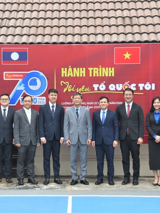 Hoạt động đầu tiên của đoàn Hành trình ‘Tôi yêu Tổ quốc tôi’ tại Lào