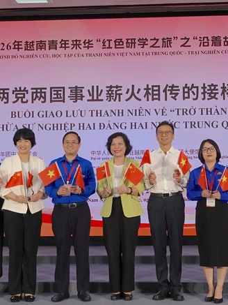 Theo dấu chân Bác Hồ, tuổi trẻ Việt - Trung chung tay kiến tạo tương lai