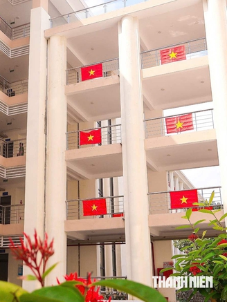 Quốc khánh 2.9, trường học phủ màu cờ Tổ quốc đầy tự hào
