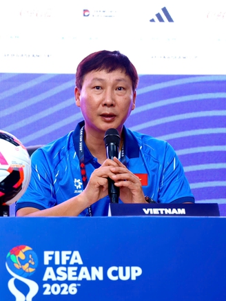 HLV Kim Sang-sik nói lời gan ruột: 'Đội tuyển Việt Nam sẽ chinh phục chức vô địch FIFA ASEAN Cup'