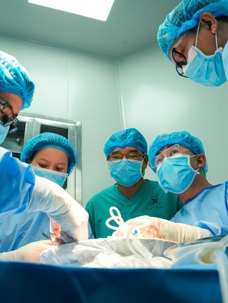 Người em hiến một phần lá gan, cứu anh trai mắc ung thư gan