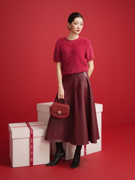 Nâng tầm phong cách đi làm đầu năm từ những trang phục thanh lịch