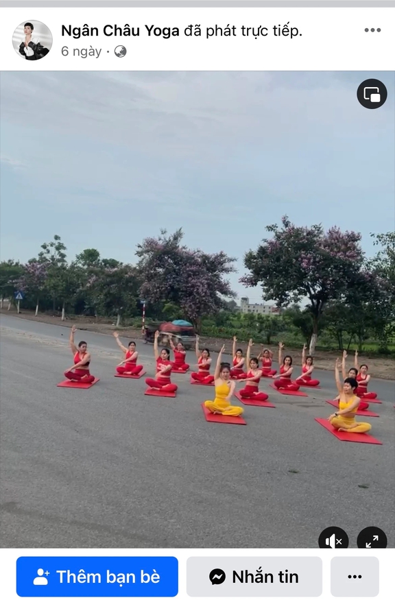 Trước đó, tài khoản Facebook Ngân Châu Yoga đã phát trực tiếp buổi tập yoga giữa đường giao thông