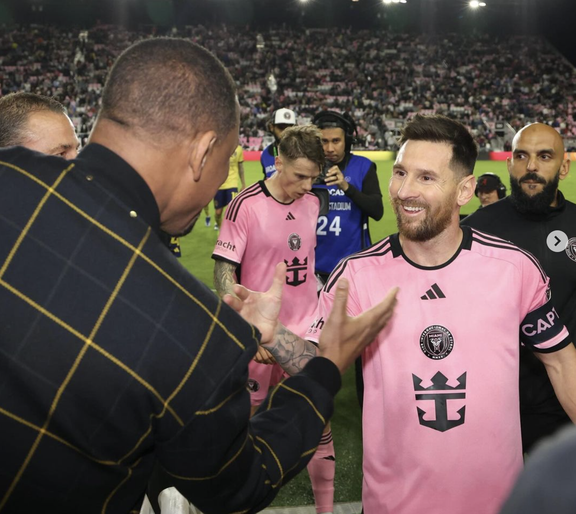 Messi gây bão với đoạn phim ăn khách 'Bad Boys', sánh vai cùng tài tử Will Smith