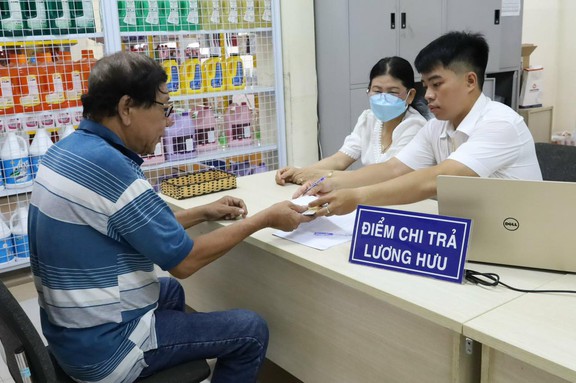 Thay đổi hình thức và nơi nhậ…