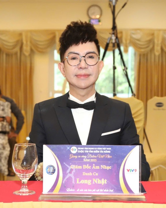 Long Nhật bác tin đồn 'hết thời', khoe chức vụ giám đốc âm nhạc - Ảnh 2.