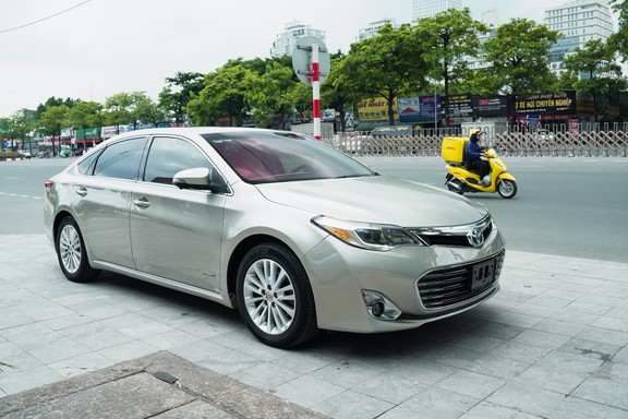 Toyota Avalon nhập từ Mỹ sử dụng 11 năm…