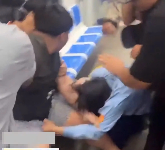 TP.HCM: Lấy lời khai 2 người hành hung …