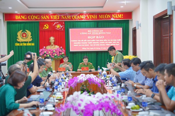 Vụ nghi phạm giết 3 người ở Đ…
