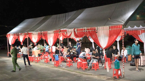 Cuộc tháo chạy Campuchia: Những nỗi đau và hy vọng trở về quê hương - Ảnh 3.