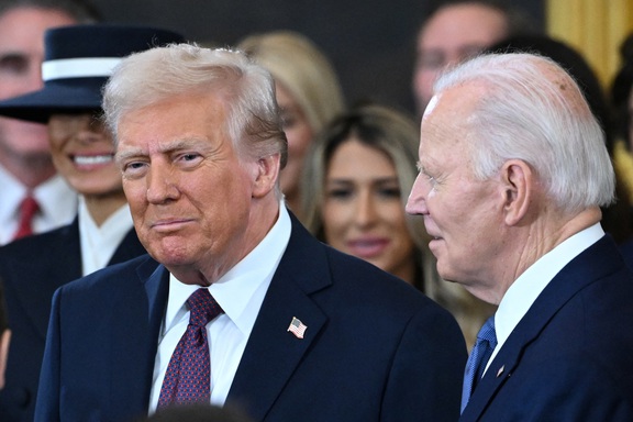 Tổng thống Trump cắt quyền tiếp cận thông tin mật của ông Biden để trả đũa