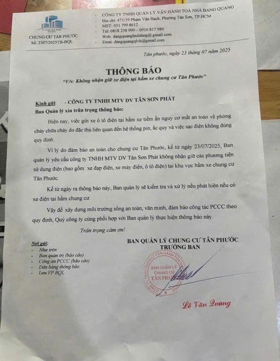 Chung cư cấm xe điện: Có thể khởi kiện ban quản lý xâm phạm quyền công dân - Ảnh 1. Chung cư cấm xe điện: Có thể khởi kiện ban quản lý xâm phạm quyền công dân - Ảnh 1.