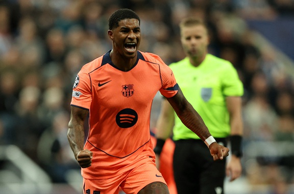 ‘Kép phụ’ thay Yamal làm điều khiến HLV Hansi Flick phấn khích, Barca thắng hú vía Newcastle- Ảnh 3. ‘Kép phụ’ thay Yamal làm điều khiến HLV Hansi Flick phấn khích, Barca thắng hú vía Newcastle- Ảnh 3.