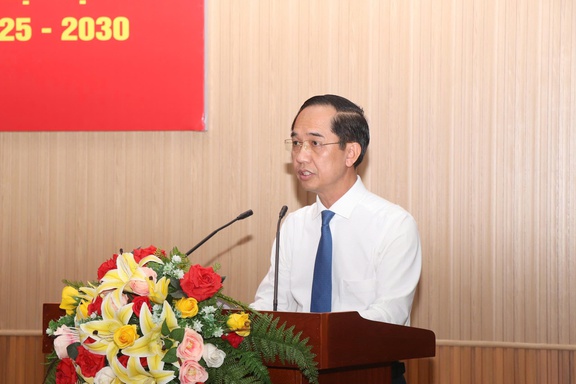 Trưởng Ban Tổ chức Hồ Thanh Thủy làm Phó bí thư Tỉnh ủy Cà Mau  - Ảnh 2.