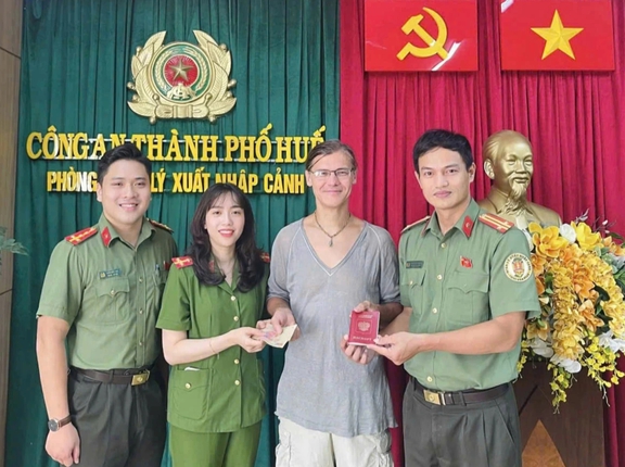 Du khách Nga vui mừng nhận lạ…