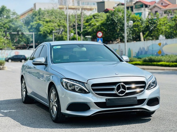 3 mẫu xe sang cũ giá rẻ hơn Toyota Vios mới - Ảnh 2.
