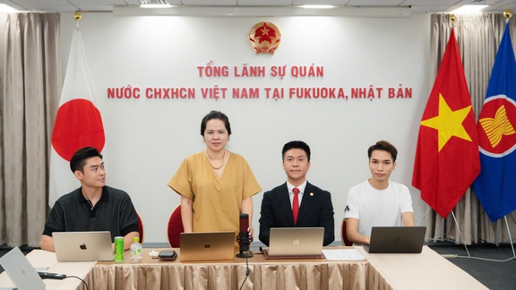 Hơn 500 thầy cô khắp thế giới có thêm đ…