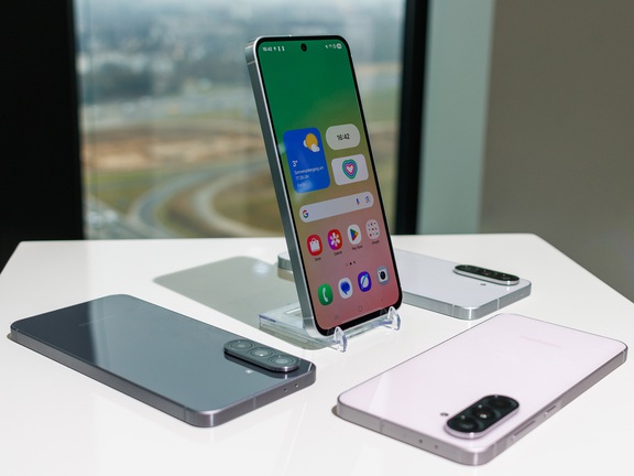Galaxy A56 5G được cập nhật lên One UI 8