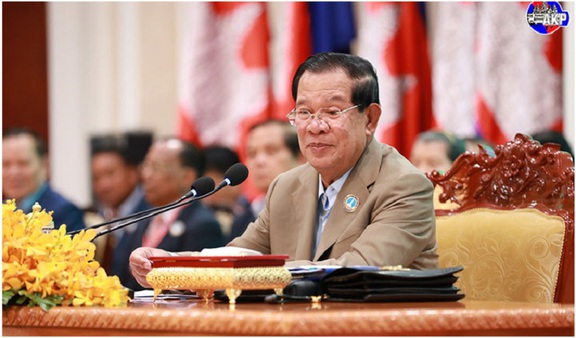 Ông Hun Sen cam kết xây 500 ngôi nhà ch…