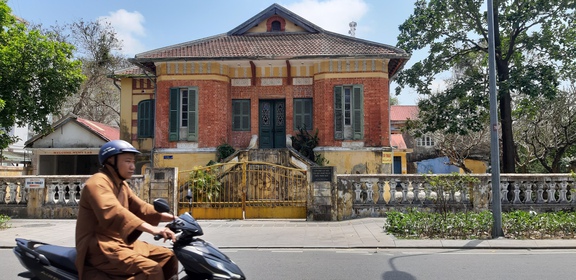 Biệt thự Pháp ở Huế từng được 'thần đèn' khảo sát di dời sẽ bị tháo dỡ- Ảnh 1.