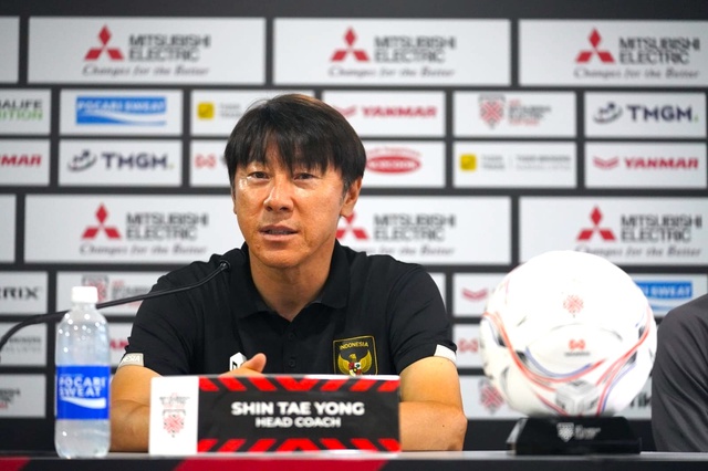 HLV Shin Tae-Yong gọi 7 cầu thủ nhập tịch Indonesia đối đầu đội tuyển Việt Nam - Ảnh 2.