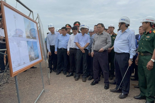 Thủ tướng Phạm Minh Chính kiểm tra tiến độ dự án sân bay Long Thành