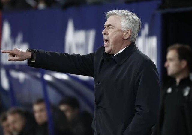 HLV Ancelotti: ‘Real Madrid chưa bỏ cuộc, nói về vô địch La Liga lúc này còn sớm’ - Ảnh 1.