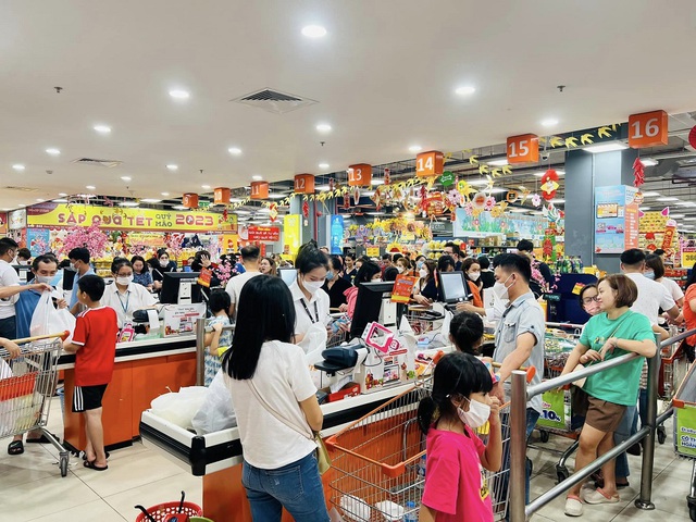Mùa Tết Quý Mão 2023 hệ thống bán lẻ Saigon Co.op vượt mốc 1 triệu lượt khách  - Ảnh 2.