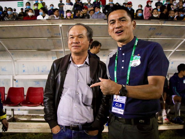 Thầy ngoại ở V-League 2023: Đất lành hay đất dữ? - Ảnh 2.