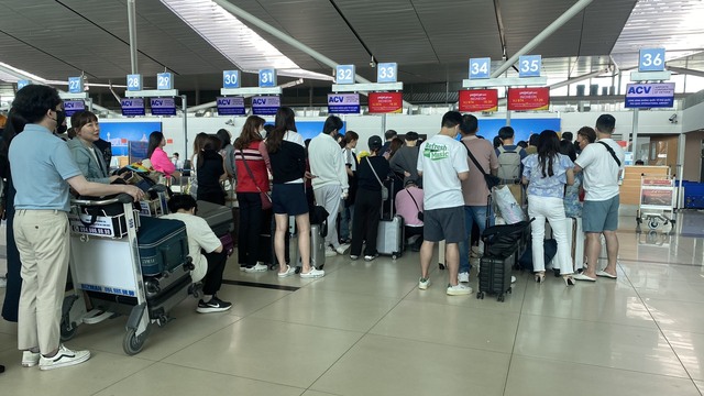 Vụ mất đồng hồ ở sân bay Phú Quốc: Hành khách gửi đơn đến Bộ Công an - Ảnh 1.