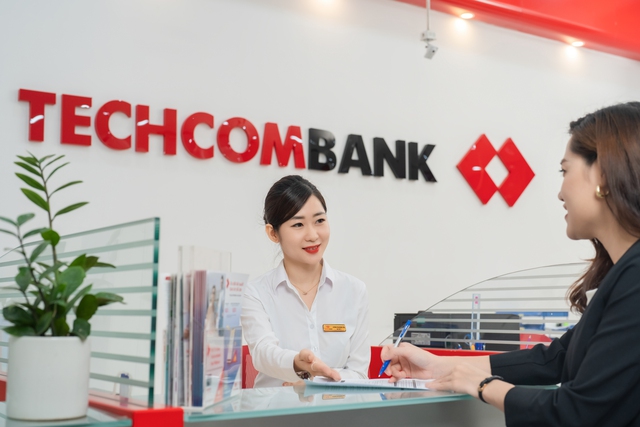 Lượng tiền gửi có kỳ hạn tại Techcombank tăng nhanh - Ảnh 1.