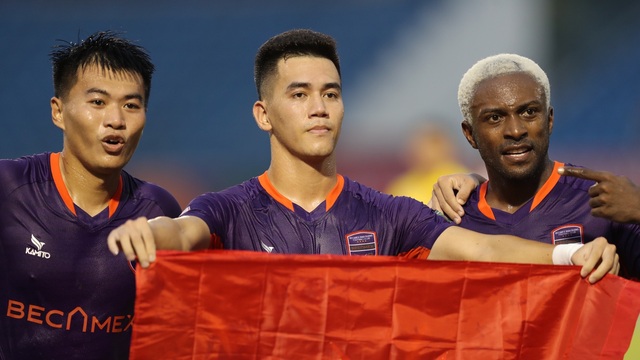 Vua phá lưới V-League 2023: Tiến Linh, Tuấn Hải quyết đua với tiền đạo ngoại - Ảnh 1.