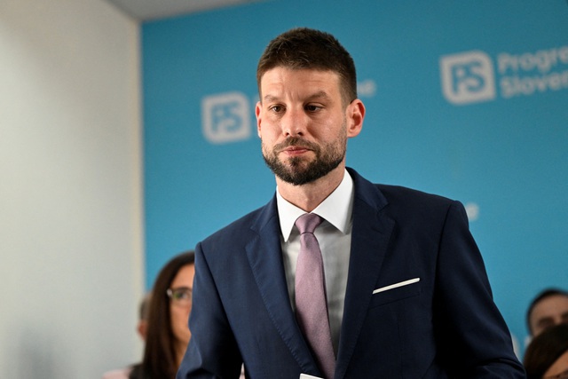 Đảng phản đối viện trợ Ukraine thắng cử tại Slovakia - Ảnh 2.